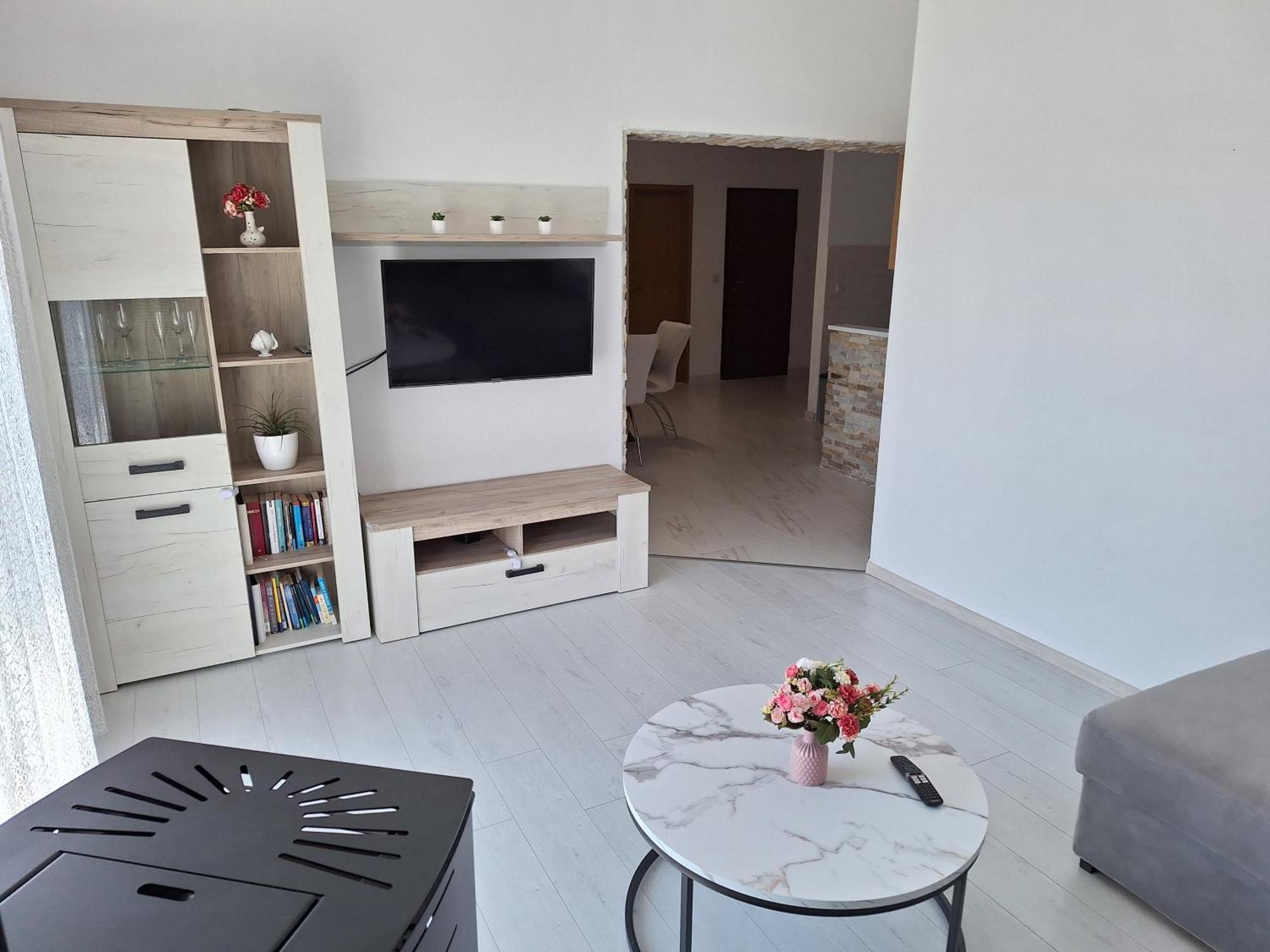 Apartment Tre Strade บาชกาโวดา ภายนอก รูปภาพ